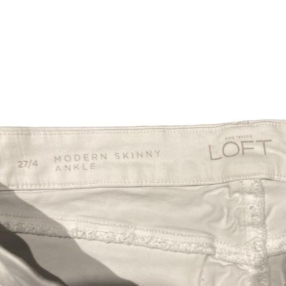 Loft - Women’s Crisp White Cuffed Denim Jeans - Picture 5 of 5